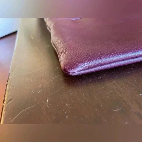 The Sak collective burgundy leather crossbody. - Picture 5 of 16